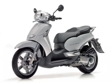 Scarabeo 300 Light