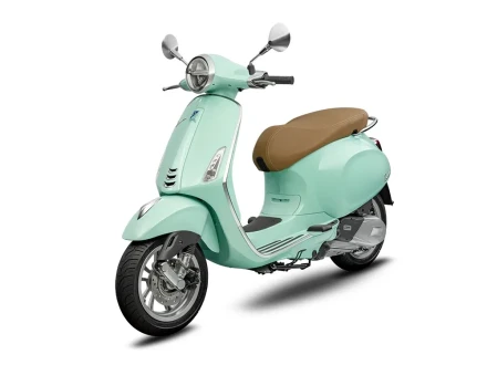 Vespa Primavera 150 (HK, JP, SG, TW)